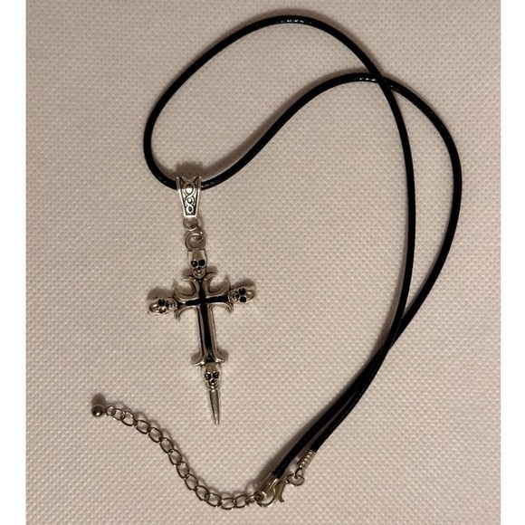 Goth Skull Cross Pendant Necklace Silver Unisex Gothic Punk Black Cord - Picture 7 of 11
